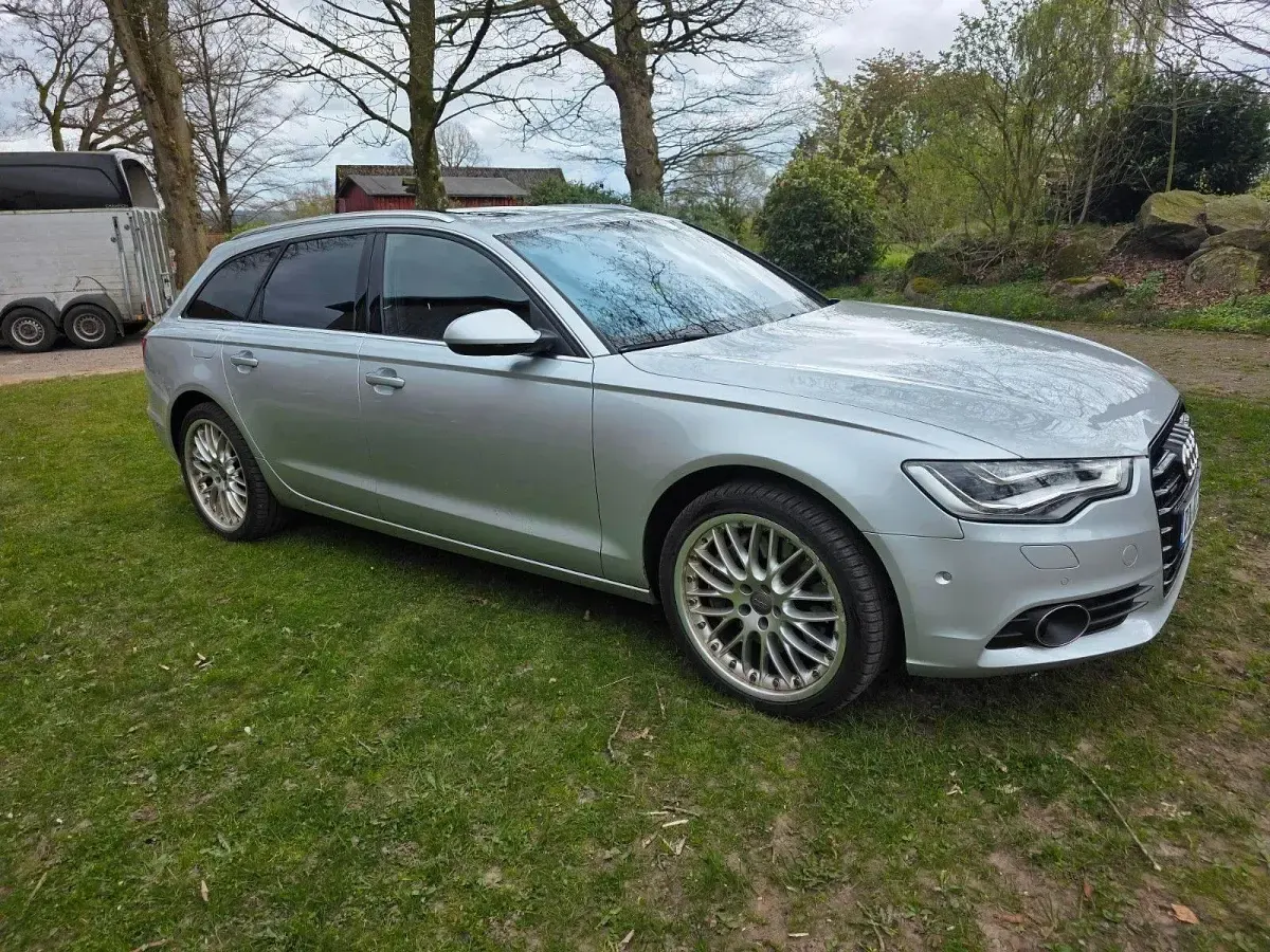 Gebraucht Audi A6 Ambiente 313 PS (230 kW) 2012 Silber Kombi