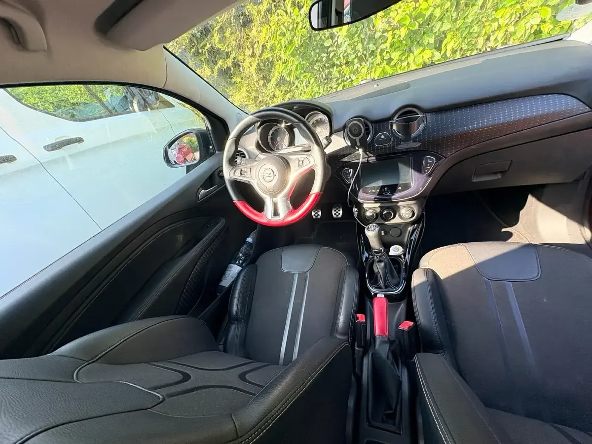 Gebraucht Opel Adam S 100 PS (73 kW) 2013 Rot Kleinwagen