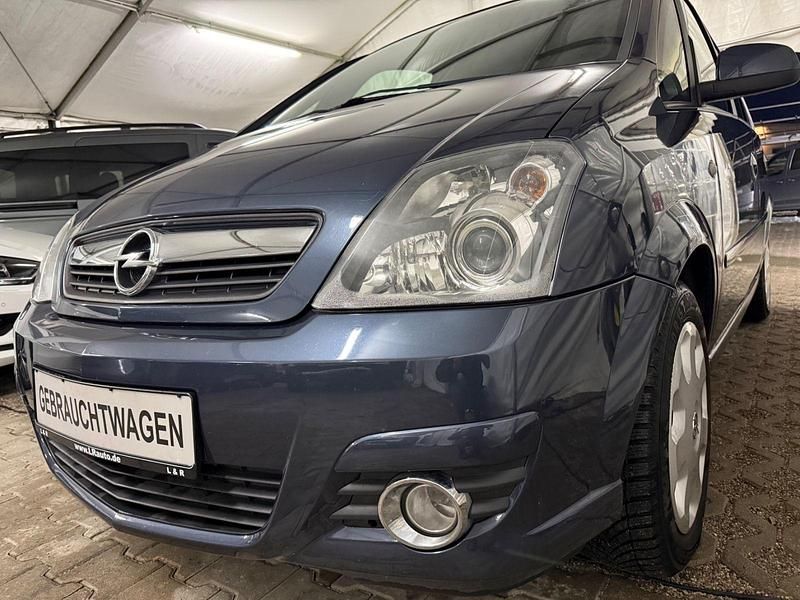 Blau Gebraucht 2009 Opel Meriva Innovation Van / Kleinbus | 1.900 € (Superpreis) - Bild 1/4