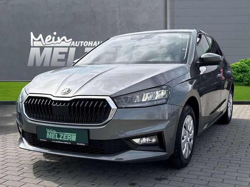 Andere farbe Neu 2025 Skoda Fabia Essence Kleinwagen | 19.780 € (Fairer Preis) - Bild 1/4