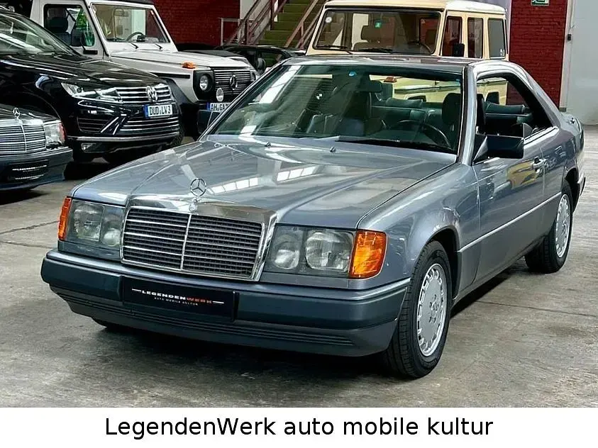 Gebraucht Mercedes 230 136 PS (100 kW) 1989 Perlmuttgrau metallic 122 Coupé