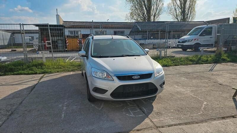Silber Gebraucht 2009 Ford Focus Kombi | 1.500 € (Superpreis) - Bild 1/4