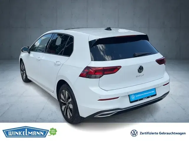Brugt VW Golf VIII Move 110 HK (80 kW) 2024 Hvid Sedan