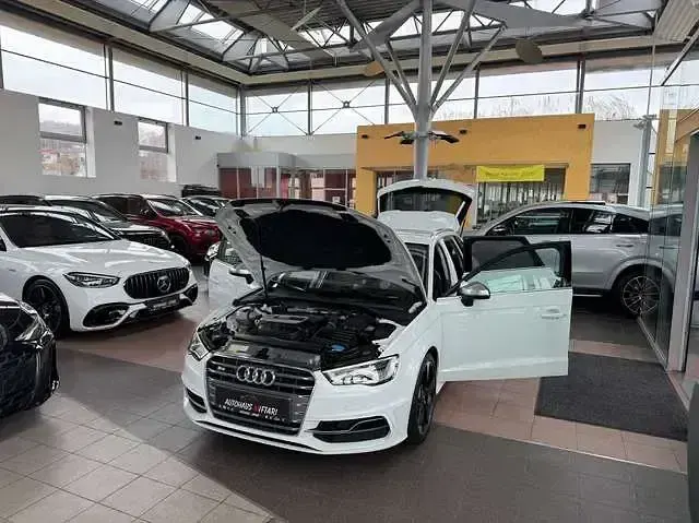 Usado Audi S3 Advanced 301 HP (221 kW) 2014 Branco Sedan