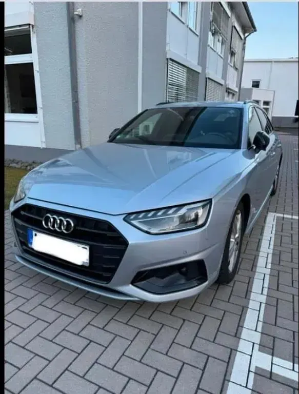 Gebraucht Audi A4 S-Line 163 PS (119 kW) 2021 Silber Kombi