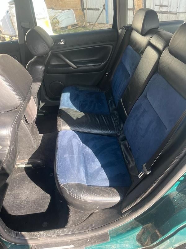 Gebraucht VW Passat 131 PS (96 kW) 2003 Grün Kombi