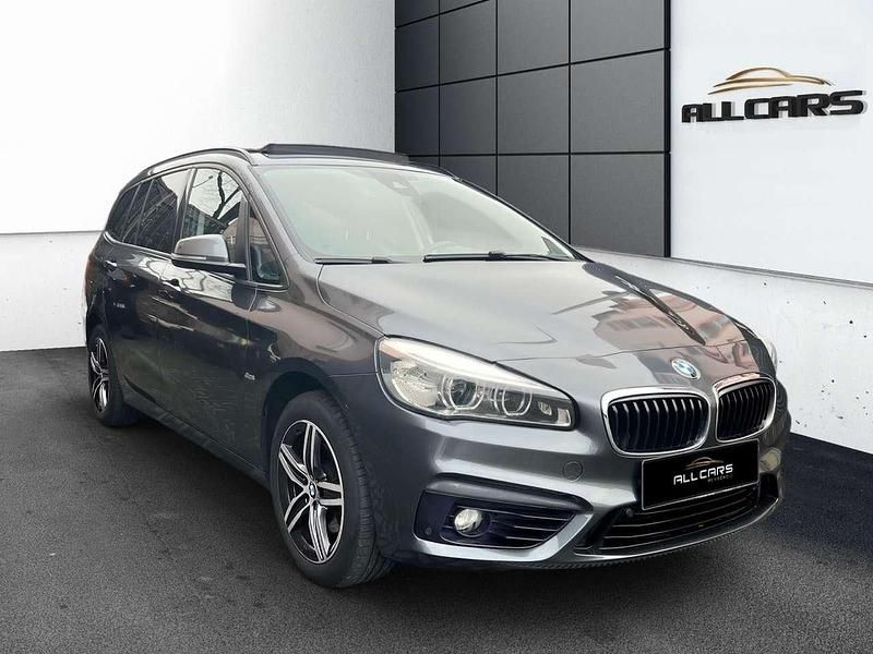 Gebraucht BMW 218 Sport Line 150 PS (110 kW) 2017 Mineralgrau metallic Van / Kleinbus