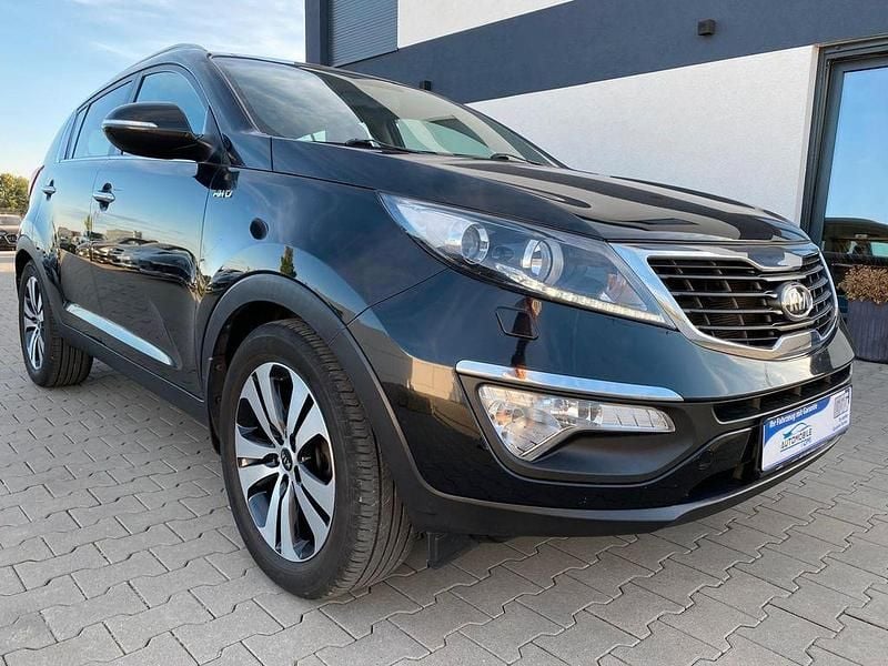 Grau Gebraucht 2012 Kia Sportage Platinum Edition SUV | 13.800 € (Fairer Preis) - Bild 1/4