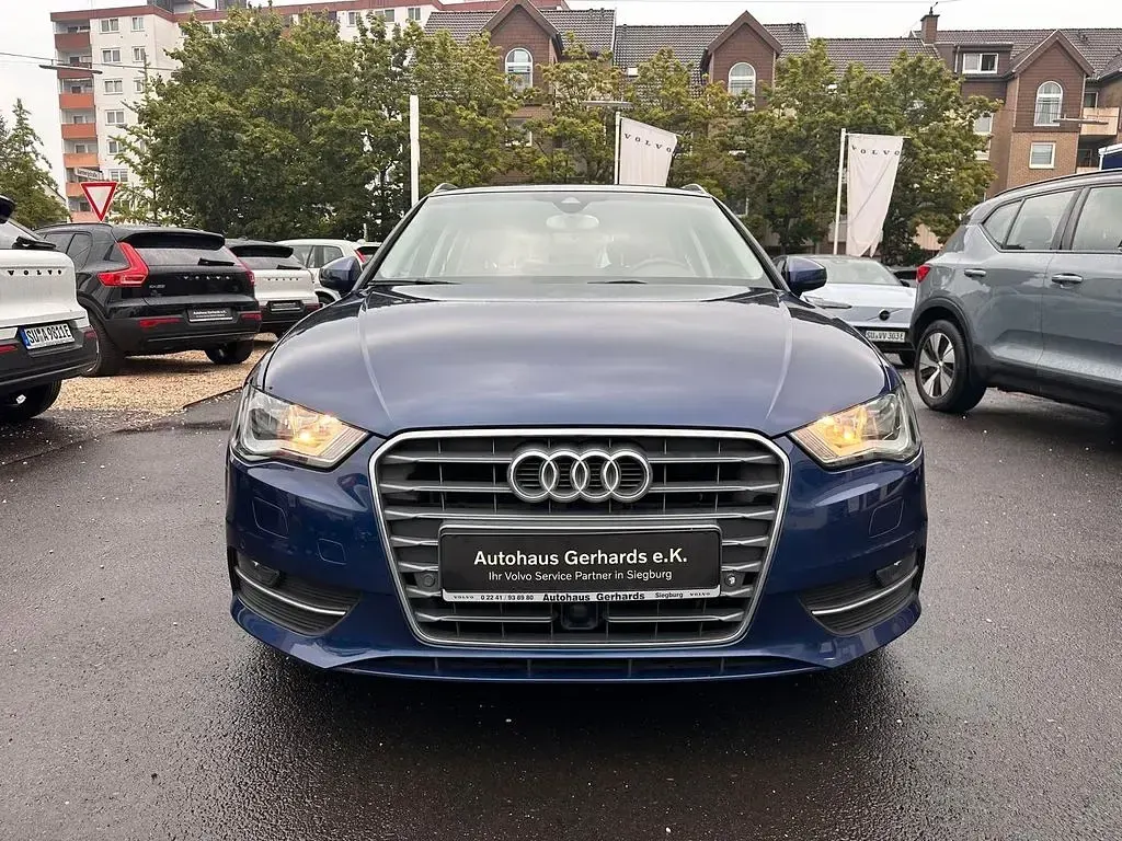 Gebraucht Audi A3 Ambition 125 PS (91 kW) 2015 Blau Limousine