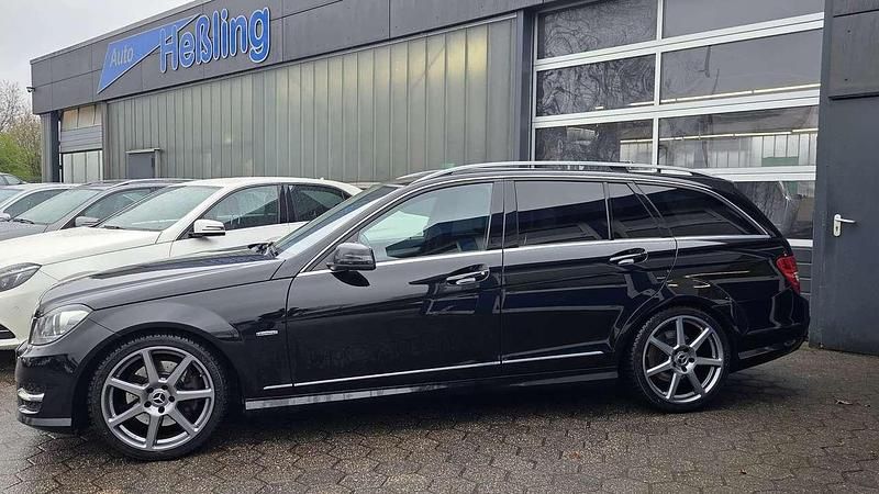 Gebraucht Mercedes C250 AMG 204 PS (150 kW) 2012 Schwarz  unilack Kombi