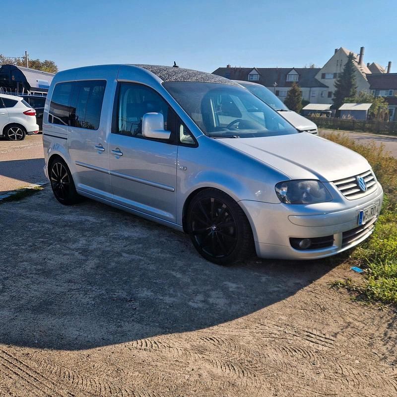 Silber Gebraucht 2006 VW Caddy Van / Kleinbus | 5.549 € (Teuer) - Bild 1/4