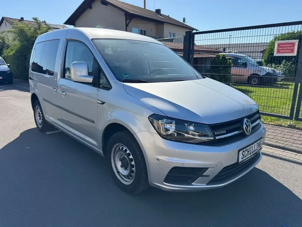 Gebraucht VW Caddy 110 PS (80 kW) 2019 Reflexsilber Van / Kleinbus