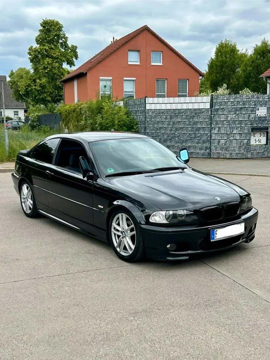 Gebraucht BMW 318 M Sport 143 PS (105 kW) 2003 Schwarz Coupé
