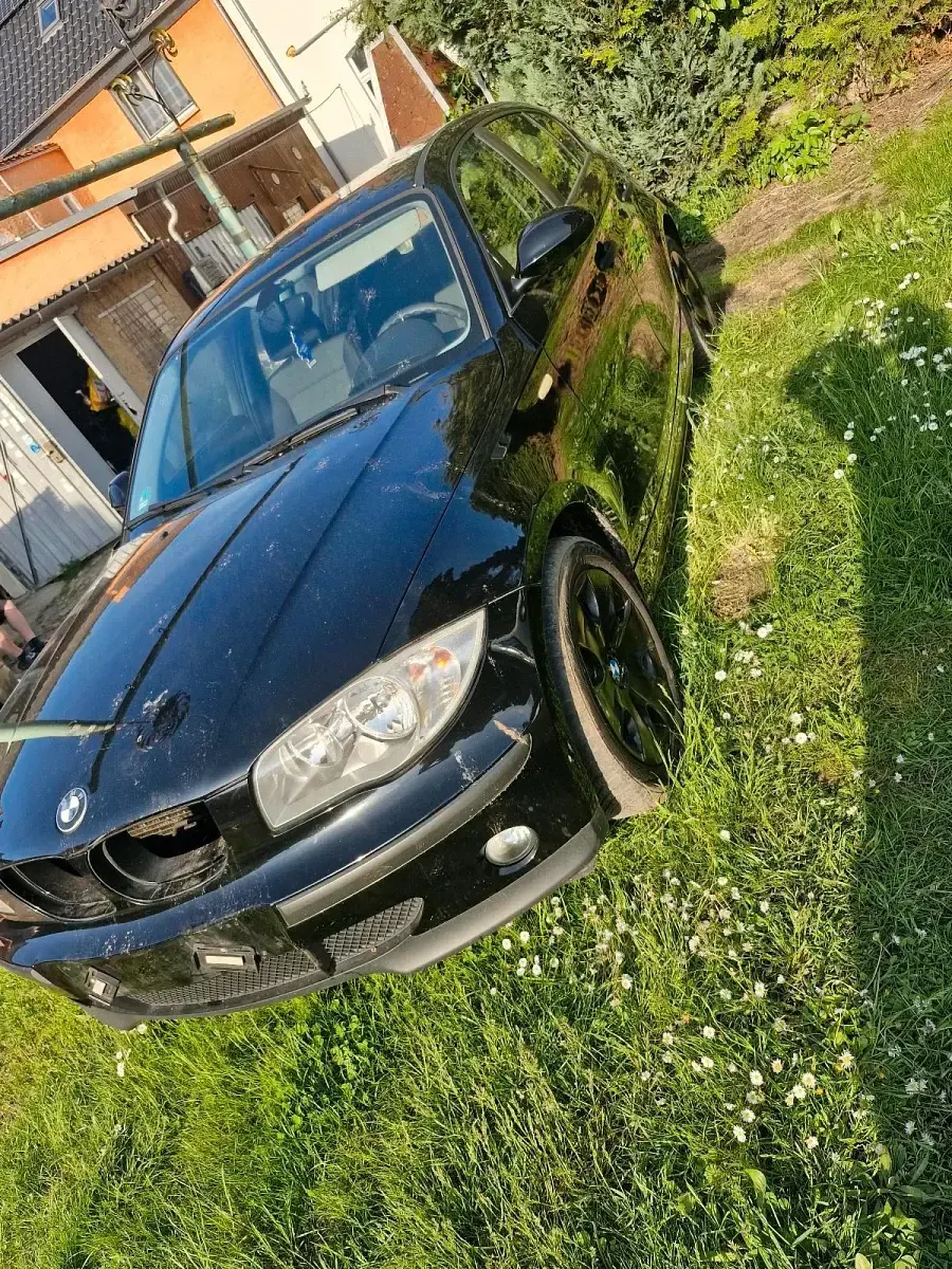 Gebraucht BMW 116 115 PS (84 kW) 2004 Schwarz Kleinwagen