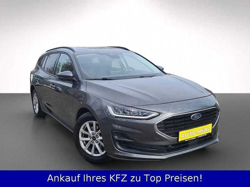 Gebraucht Ford Focus Cool & Connect 120 PS (88 kW) 2022 Schwarz Kombi