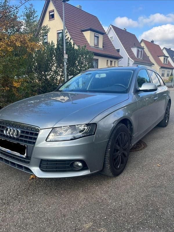 Grau Gebraucht 2011 Audi A4 Ambition Kombi | 4.000 € (Superpreis) - Bild 1/4