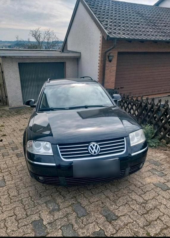 Second-hand VW Passat 101 CP (74 kW) 2004 Negru Break