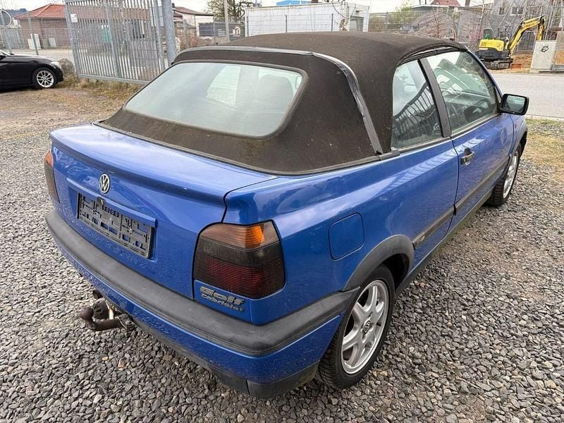 Gebraucht VW Golf Cabriolet Conceptline 90 PS (66 kW) 1995 Blau Cabrio