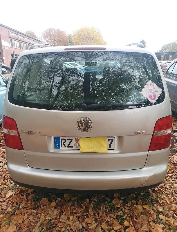 Gebraucht VW Touran Basis 116 PS (85 kW) 2003 Silber Van / Kleinbus