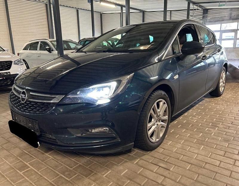 Gebraucht Opel Astra Innovation 150 PS (110 kW) 2016 Grün Limousine