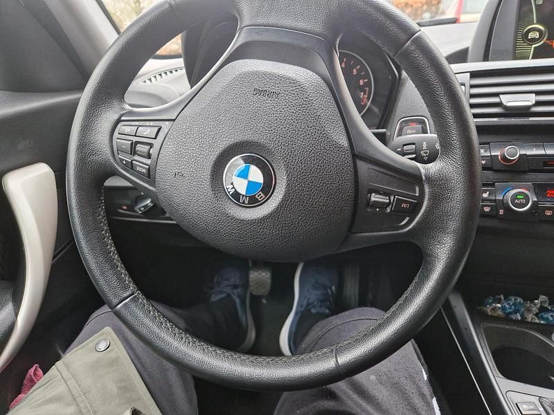 Schwarz Gebraucht 2014 BMW 116 Advantage Kleinwagen | 9.800 € (Teuer) - Bild 1/4