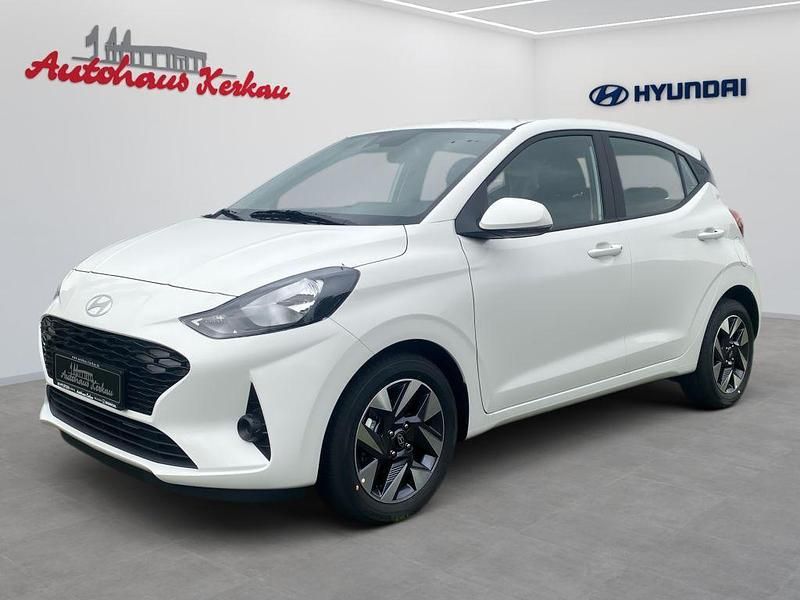 Weiß Neu 2025 Hyundai i10 Trend Kleinwagen | 19.450 € (Fairer Preis) - Bild 1/4