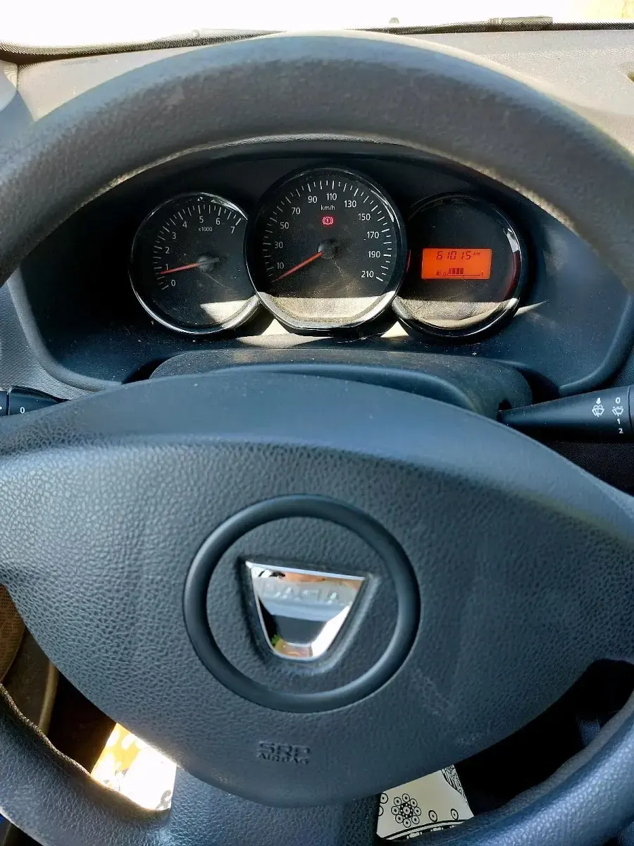Gebraucht Dacia Sandero Essentiel 75 PS (55 kW) 2014 Weiß Kleinwagen