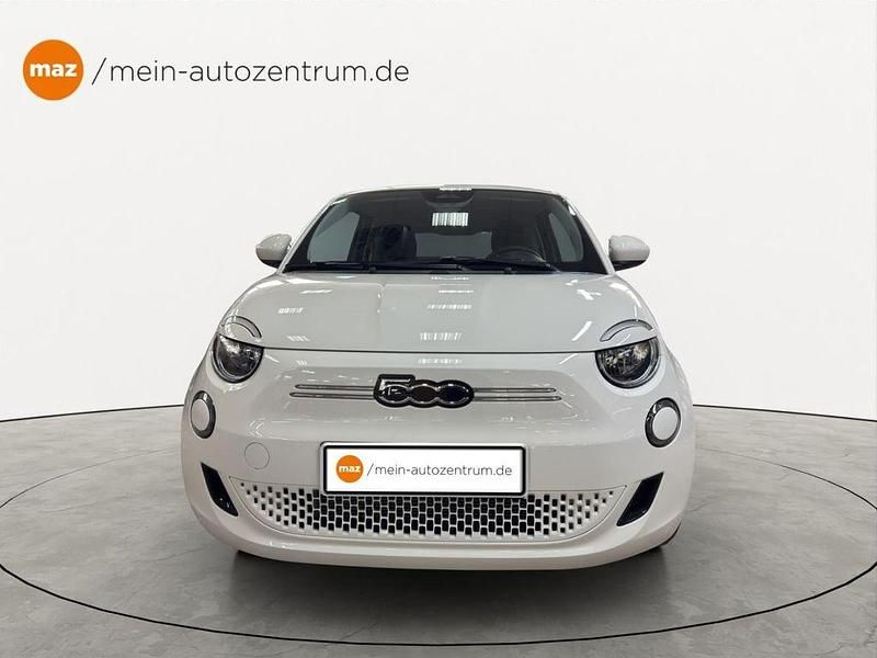 Gebraucht Fiat 500e Basis 69 kW (95 PS) 2023 Colore esterno (arktis weiß) Kleinwagen