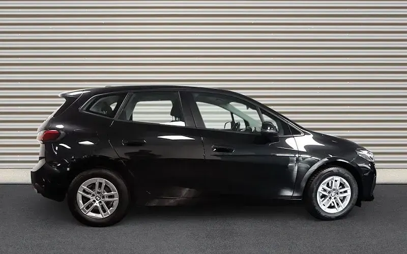 Gebraucht BMW 218 Luxury Line 136 PS (100 kW) 2023 Schwarz Coupé