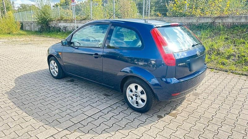 Brugt Ford Fiesta 69 HK (50 kW) 2003 Blå Hatchback