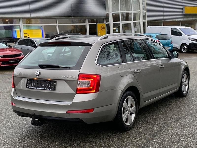 Gebraucht Skoda Octavia Elegance 105 PS (77 kW) 2014 Beige Kombi