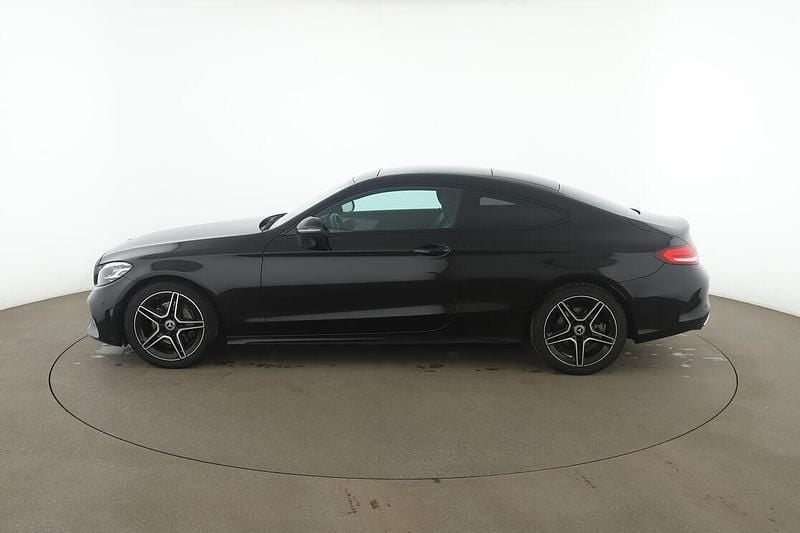 Gebraucht Mercedes C220 AMG line 200 PS (147 kW) 2021 Schwarz Coupé