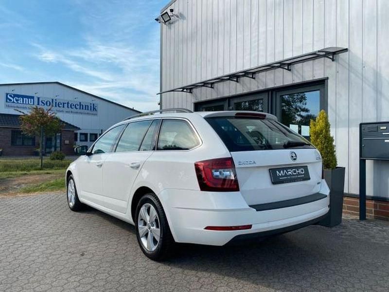 Gebraucht Skoda Octavia 131 PS (96 kW) 2019 Candyweiss Kombi