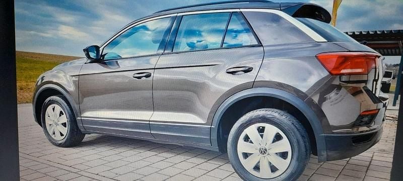 Braun Gebraucht 2018 VW T-Roc SUV | 12.900 € (Superpreis) - Bild 1/4