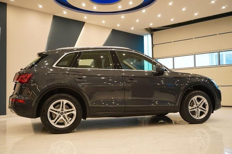 Gebraucht Audi Q5 Sport 204 PS (150 kW) 2020 Grau SUV