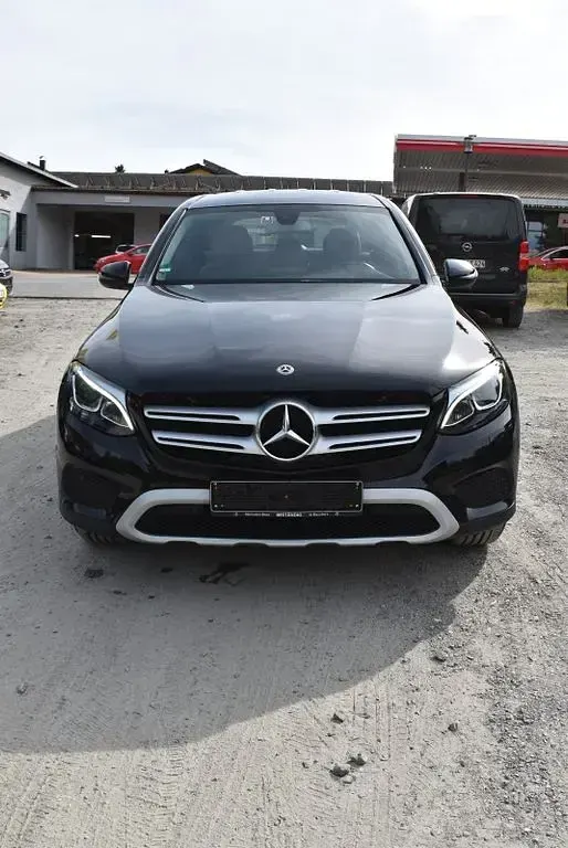 Gebraucht Mercedes GLC220 170 PS (125 kW) 2019 Schwarz SUV