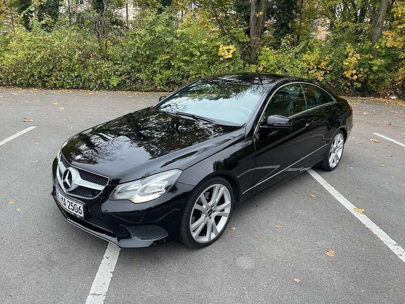 Schwarz Gebraucht 2014 Mercedes E220 Coupé | 18.500 € (Fairer Preis) - Bild 1/4