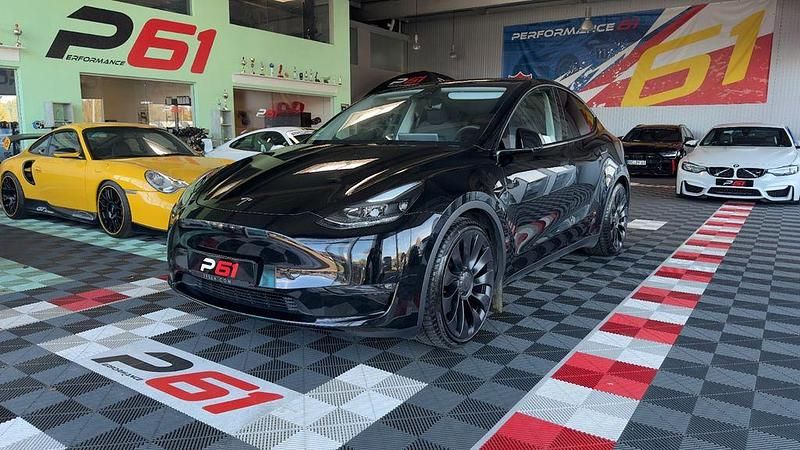 Schwarz Gebraucht 2022 Tesla Model Y Performance SUV | 40.499 € (Etwas zu teuer) - Bild 1/4