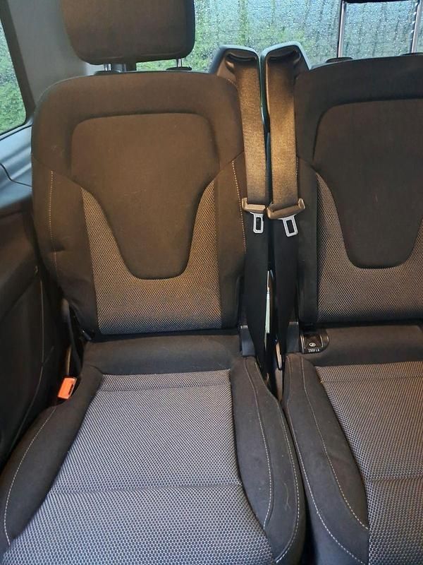 Gebraucht Mercedes V250 190 PS (139 kW) 2017 Grau Van / Kleinbus