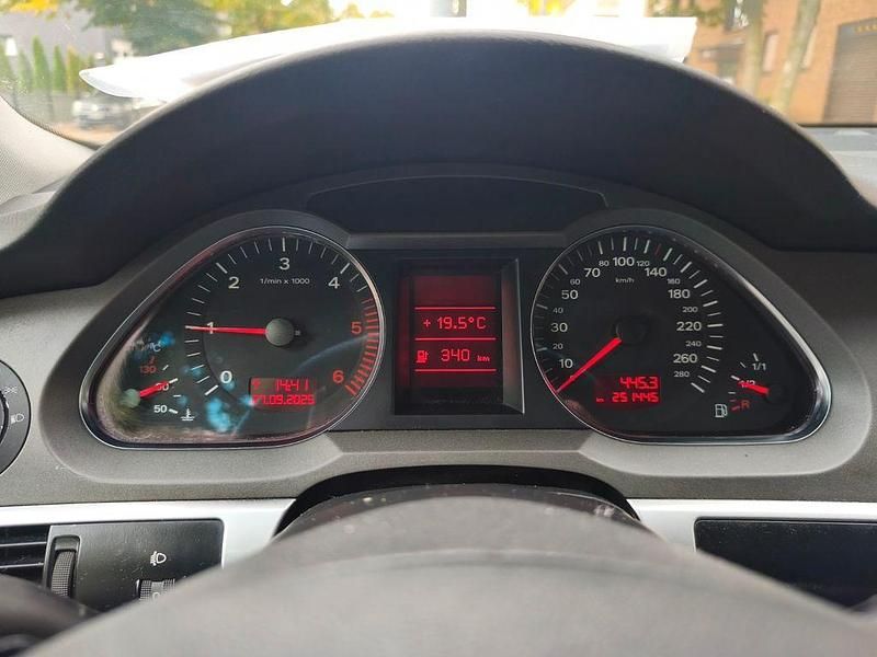 Grau Gebraucht 2008 Audi A6 Limousine | 3.500 € (Superpreis) - Bild 1/4