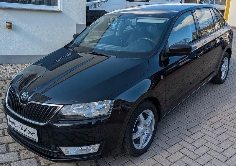 Gebraucht Skoda Rapid Active 86 PS (63 kW) 2014 Schwarz Kleinwagen