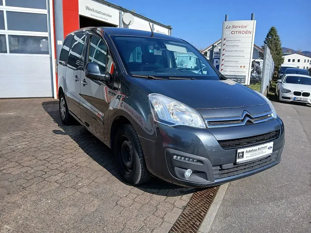 Gebraucht Citroën Berlingo 99 PS (72 kW) 2016 Grau Van / Kleinbus