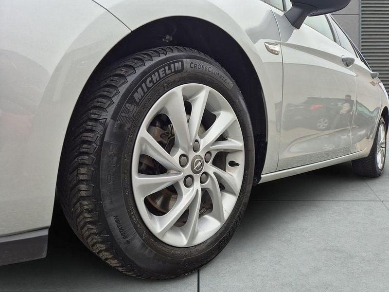 Gebraucht Opel Astra Innovation 160 PS (117 kW) 2017 Grau Kombi