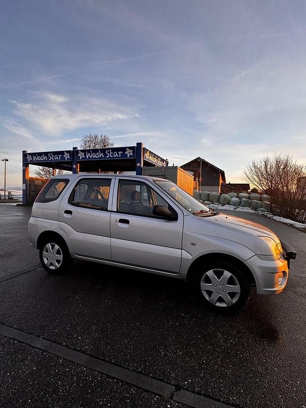 Gebraucht Subaru Justy 92 PS (67 kW) 2005 Silber Kleinwagen