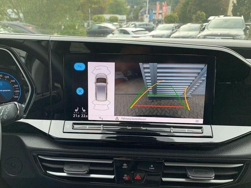 Gebraucht VW Caddy Style 114 PS (83 kW) 2022 Schwarz Van / Kleinbus