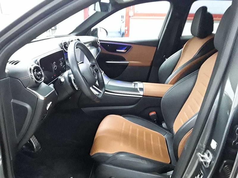 Gebraucht Mercedes GLC200 Advanced 204 PS (150 kW) 2023 Selenitgrau metallic SUV