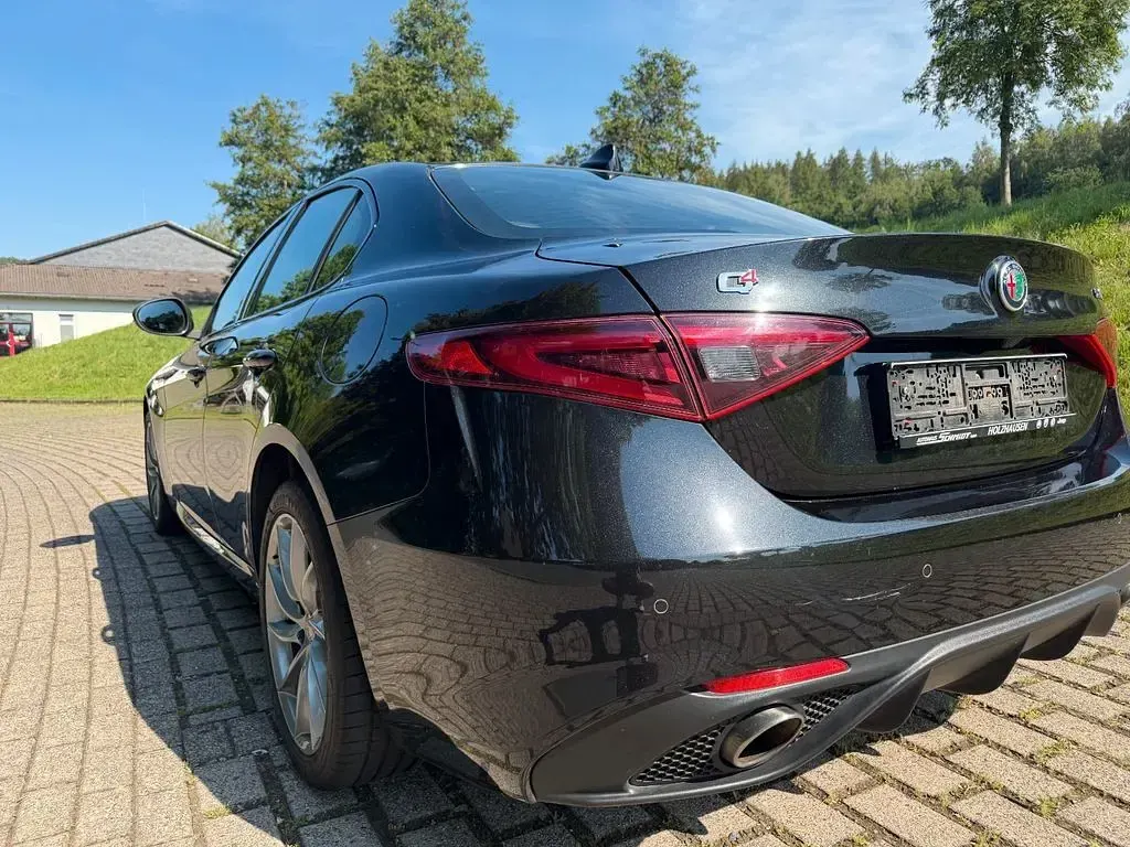Gebraucht Alfa Romeo Giulia Veloce 280 PS (205 kW) 2019 Schwarz Limousine