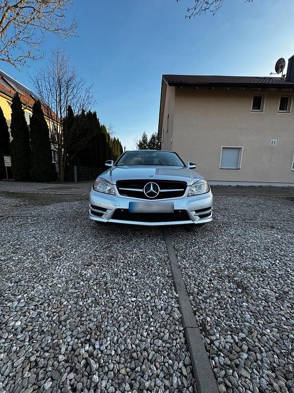 Gebraucht Mercedes C200 184 PS (135 kW) 2007 Silber Limousine