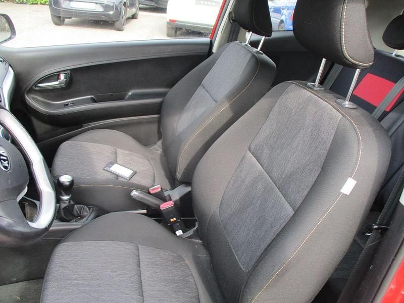 Gebraucht Kia Picanto Edition 7 69 PS (50 kW) 2012 Rot Kleinwagen