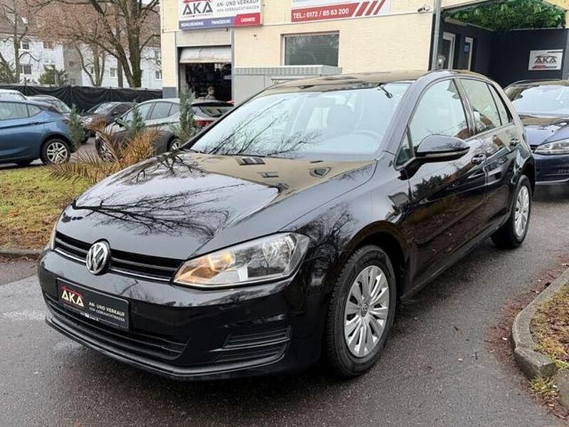 Gebraucht VW Golf VII Trendline 110 PS (80 kW) 2016 Schwarz Limousine
